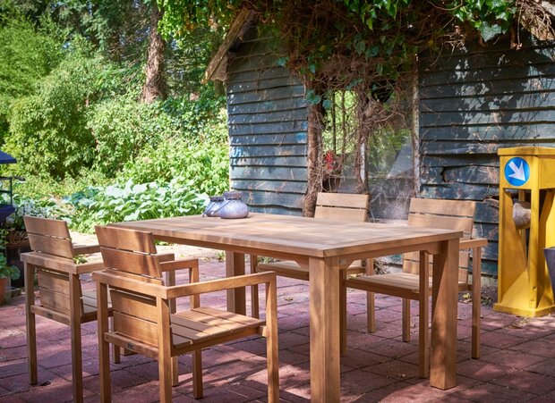 Traditional Teak MAXIMA Gartentisch 240 x 103 cm