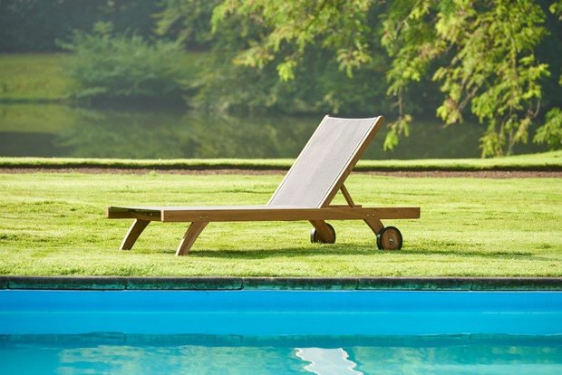 Traditional Teak KATE lounger / Liege (Weiß)